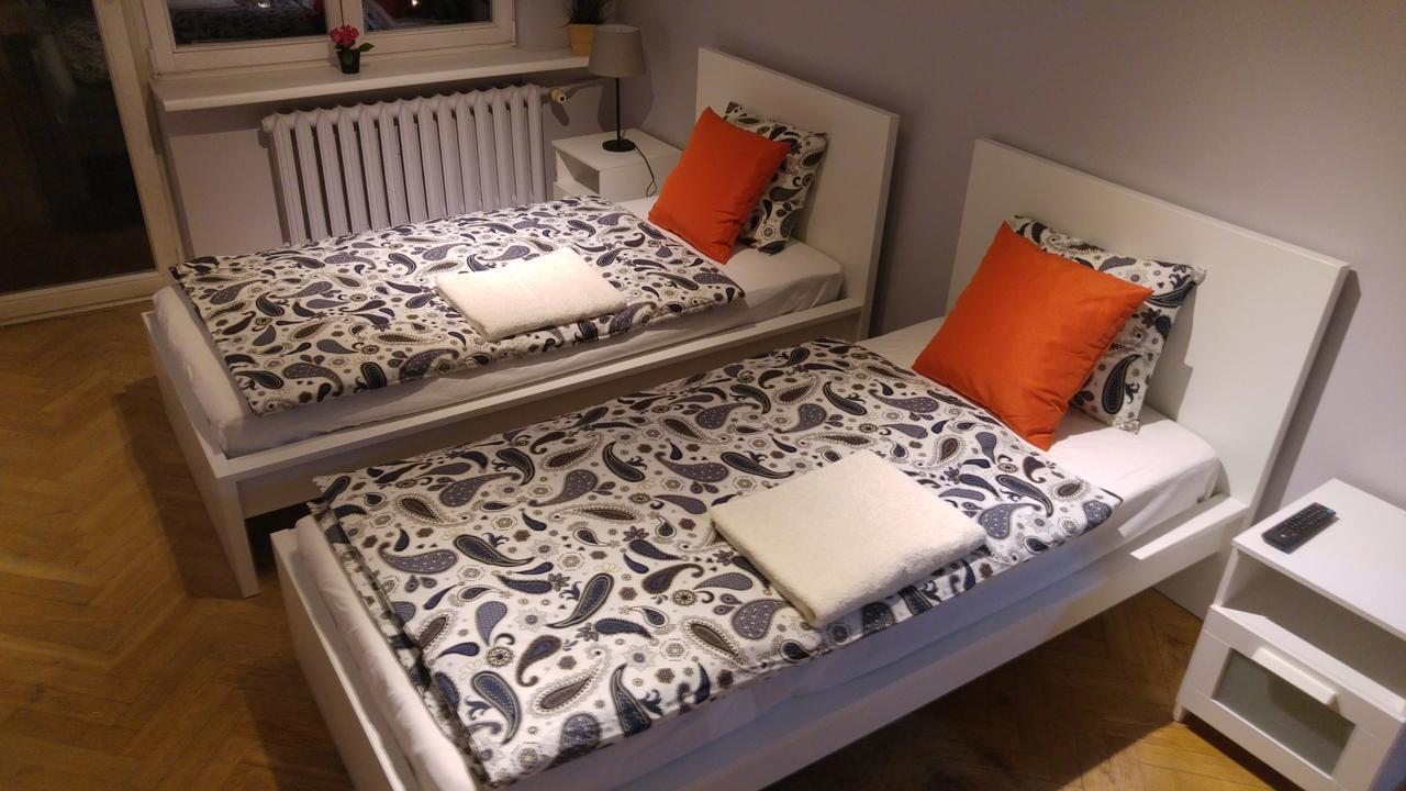 Rent0Nline Niepodleglosci Rooms Metro Βαρσοβία Εξωτερικό φωτογραφία