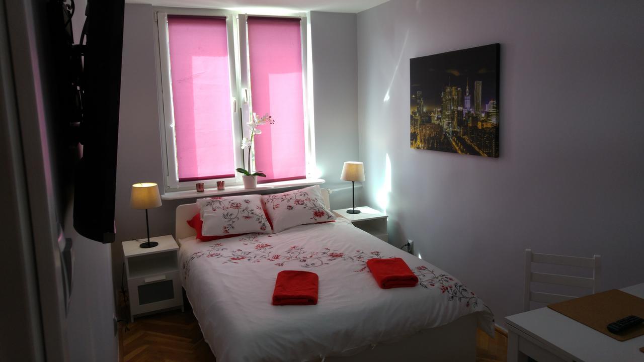 Rent0Nline Niepodleglosci Rooms Metro Βαρσοβία Εξωτερικό φωτογραφία