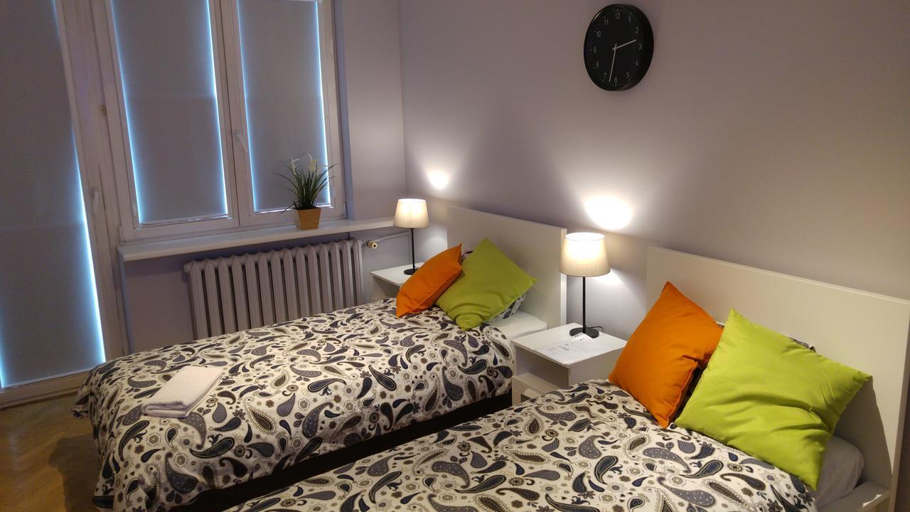 Rent0Nline Niepodleglosci Rooms Metro Βαρσοβία Εξωτερικό φωτογραφία