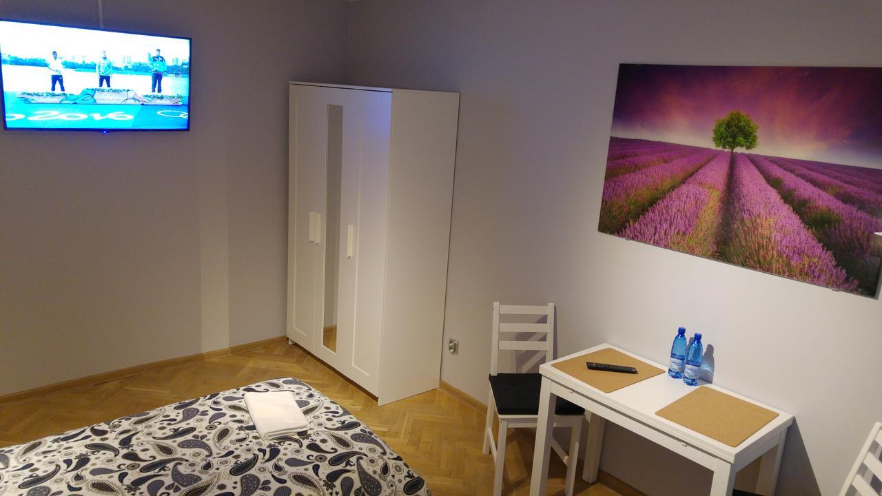 Rent0Nline Niepodleglosci Rooms Metro Βαρσοβία Εξωτερικό φωτογραφία